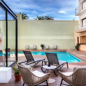 apartaments-lauria.catalonia-hotels.com/