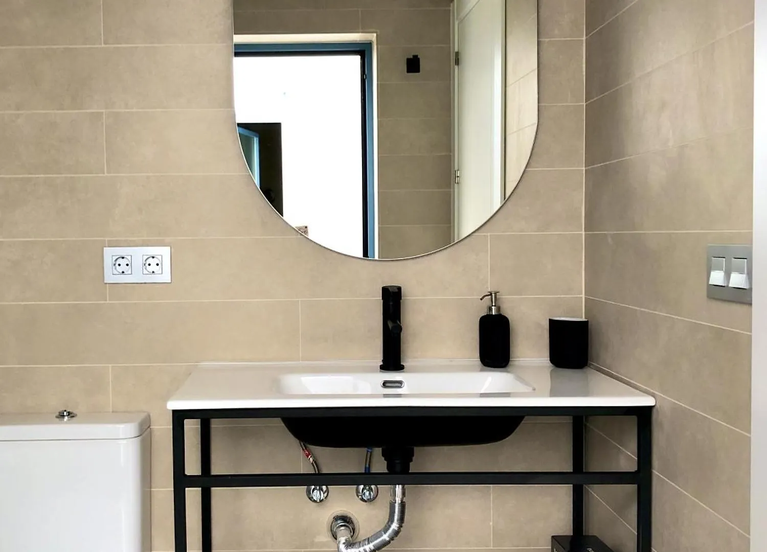Patiodeluz - Stylish Apartments In Parraga 13 Granada