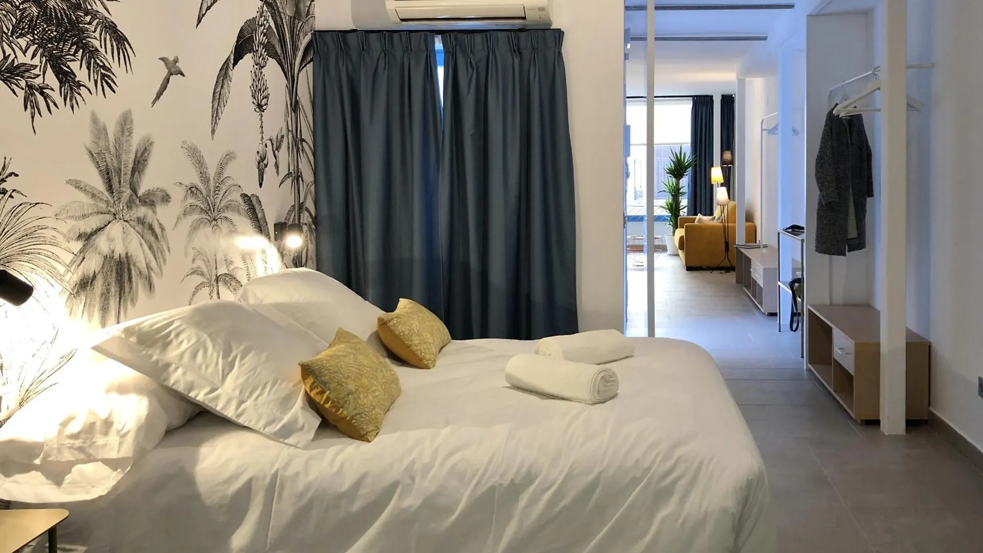 Patiodeluz - Stylish Apartments In Parraga 13 Granada 0*,