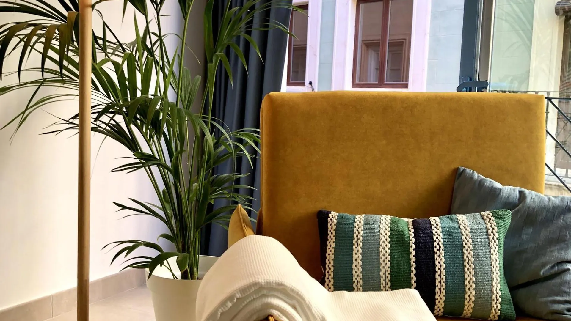 Patiodeluz - Stylish Apartments In Parraga 13 Granada